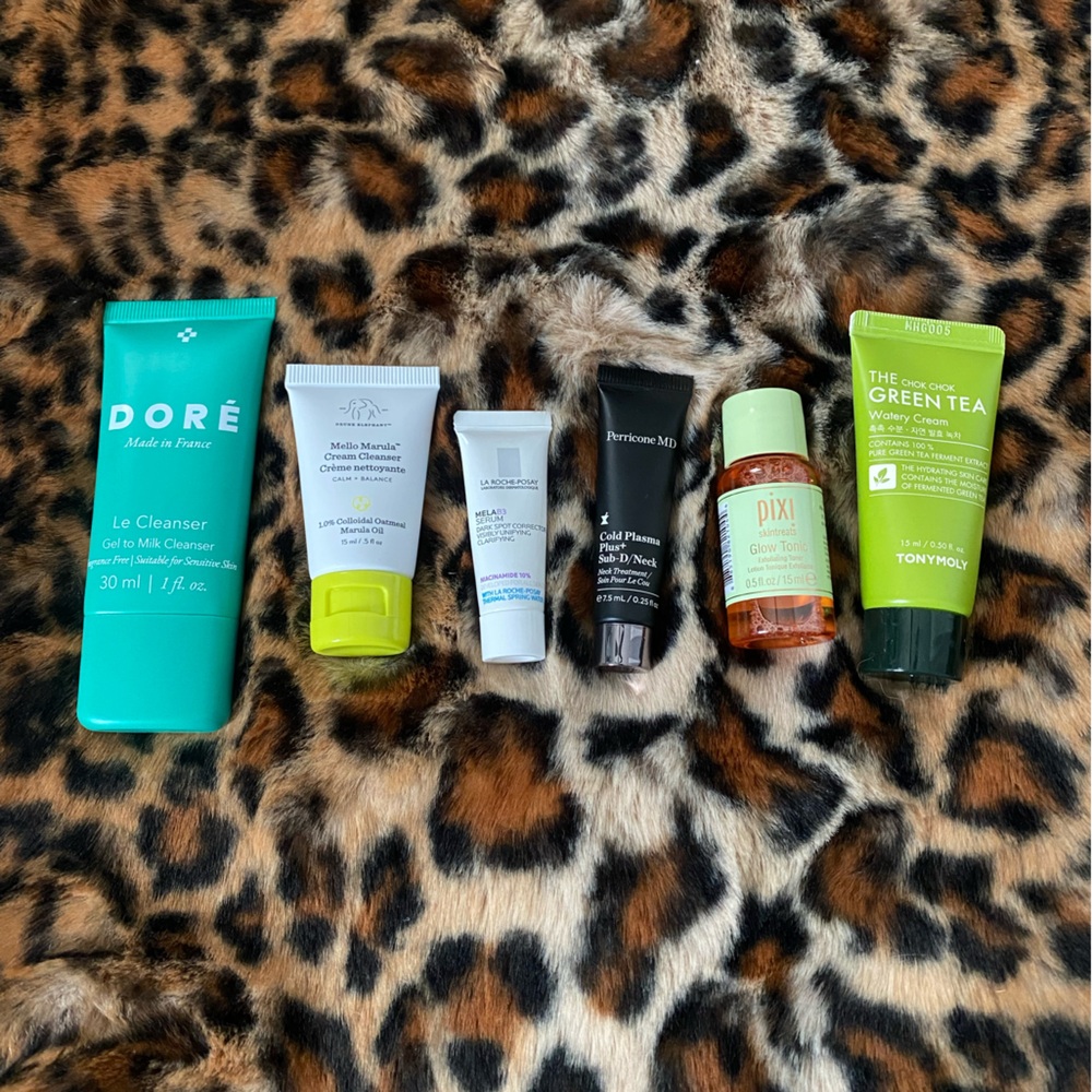 ‼️5/$25‼️ Skin care bundle